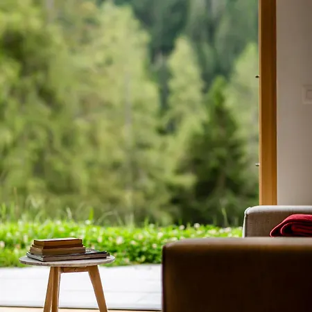 Nyaraló Luxury With Mountain Views In